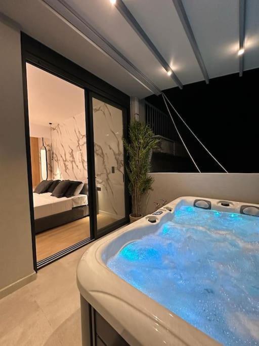 Bluemotion - Sensablu Apartment *